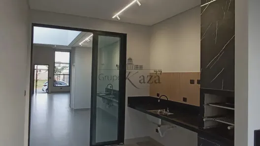 Casa de Condomínio com 3 Quartos à venda, 136m² no Jardim Jacinto, Jacareí