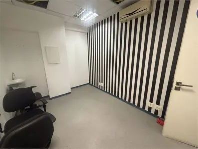 Sala Comercial à venda, 190m² no Estuário, Santos