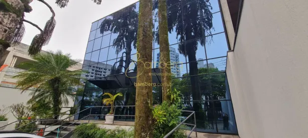 Prédio Comercial para alugar, 1250m² no Indianópolis, São Paulo