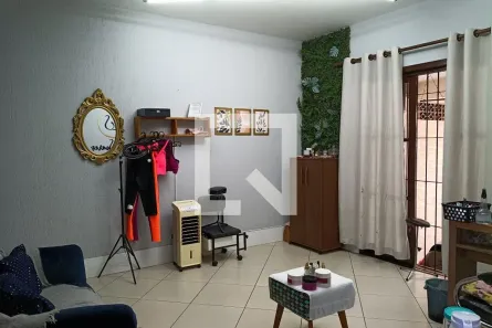 Casa com 2 Quartos à venda, 157m² no Vila Yolanda, Osasco