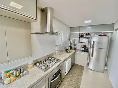 Casa de Condomínio com 3 Quartos à venda, 156m² no Parque das Laranjeiras, Goiânia
