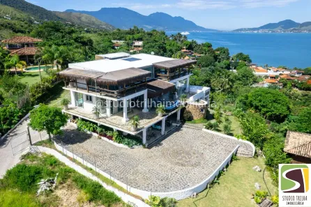 Sobrado com 6 Quartos à venda, 500m² no Armação, Ilhabela