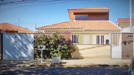 Casa com 4 Quartos à venda, 400m² no Vila Viotto, Jundiaí