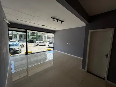 Ponto Comercial para alugar, 45m² no Centro II, Brusque
