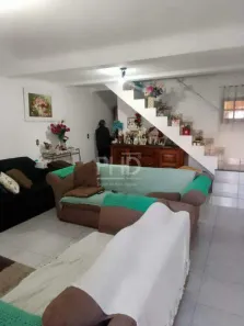 Sobrado com 3 Quartos à venda, 280m² no Parque Gerassi, Santo André