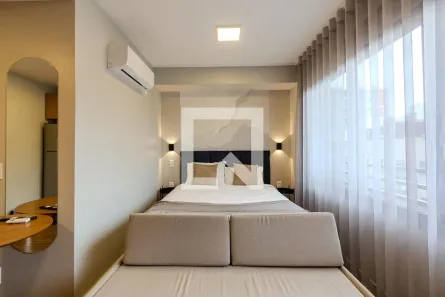 Kitnet com 1 Quarto à venda, 27m² no Farroupilha, Porto Alegre