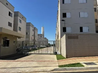 Apartamento com 2 Quartos à venda, 43m² no Conjunto Semiramis Barros Braga, Londrina