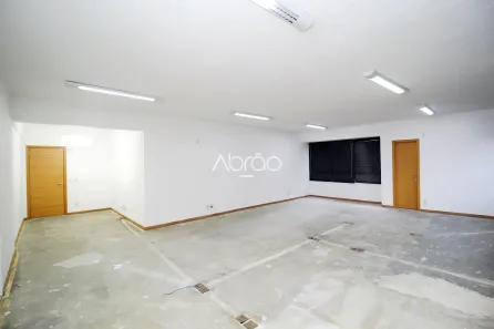 Sala Comercial para alugar, 80m² no Ahú, Curitiba