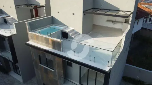 Casa de Condomínio com 4 Quartos à venda, 180m² no Itaipu, Niterói
