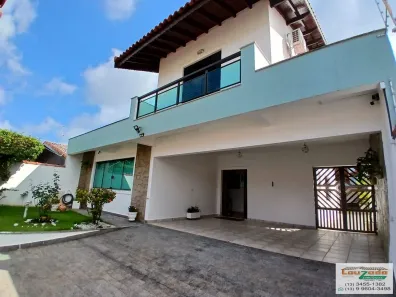 Sobrado com 3 Quartos à venda, 250m² no Balneário Stella Maris, Peruíbe