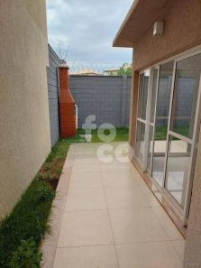Sobrado com 3 Quartos à venda, 155m² no Granja Marileusa, Uberlândia