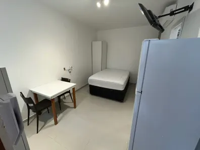 Apartamento com 1 Quarto para alugar, 15m² no Jardim das Bandeiras, São Paulo