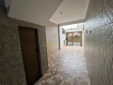 Sobrado com 2 Quartos à venda, 124m² no Vila Valença, São Vicente