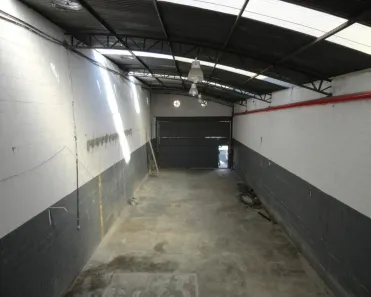 Galpão/Depósito/Armazém à venda, 218m² no Ipiranga, São Paulo