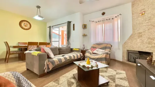 Casa de Condomínio com 4 Quartos à venda, 150m² no Granja Viana, Cotia