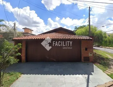 Casa com 5 Quartos para alugar, 323m² no Parque São Quirino, Campinas