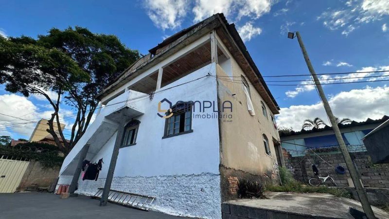 Casa com 2 quartos — Palmeiras, Belo Horizonte