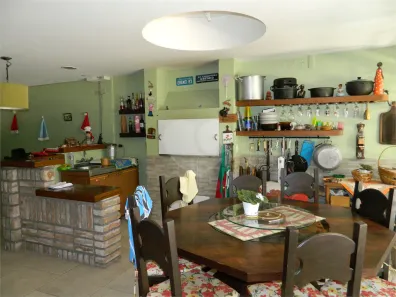 Casa com 4 Quartos à venda, 400m² no Auxiliadora, Porto Alegre