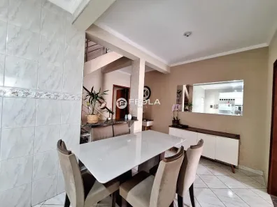Casa com 3 Quartos à venda, 154m² no Parque Novo Mundo, Americana