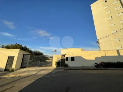 Apartamento com 2 Quartos à venda, 50m² no Vila Regina, Itapetininga