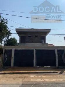 Casa com 3 Quartos à venda, 204m² no Jardim Taboão, São Paulo