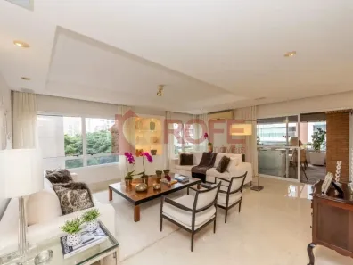 Apartamento com 3 Quartos à venda, 243m² no Vila Uberabinha, São Paulo