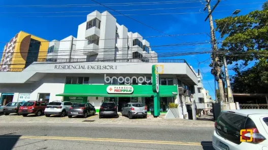 Apartamento com 3 Quartos à venda, 74m² no Capoeiras, Florianópolis