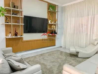Sobrado com 3 Quartos à venda, 203m² no Jardim Marambaia, Jundiaí