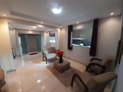 Casa com 4 Quartos à venda, 114m² no Parque Atheneu, Goiânia