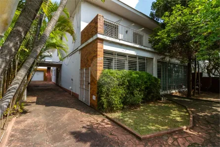 Imóvel Comercial com 4 Quartos à venda, 400m² no Pacaembu, São Paulo