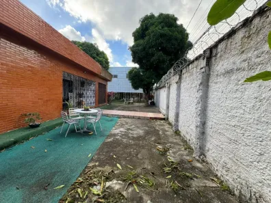 Casa com 4 Quartos à venda, 600m² no Pina, Recife