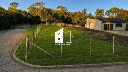 Lote/Terreno à venda, 325m² no Ana Rech, Caxias do Sul
