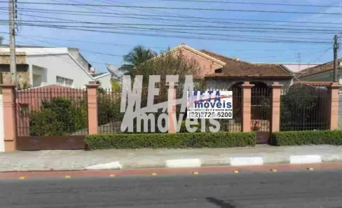 Casa com 3 Quartos à venda, 494m² no Centro, Campos dos Goytacazes