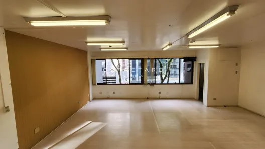Sala Comercial com 1 Quarto à venda, 49m² no Centro, Curitiba
