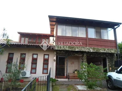 Casa com 3 Quartos à venda, 236m² no Guarujá, Porto Alegre