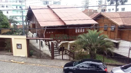 Casa com 3 Quartos à venda, 180m² no Pio X, Caxias do Sul
