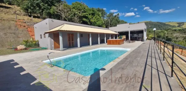 Fazenda/Sítio com 4 Quartos à venda, 700m² no , Monte Sião