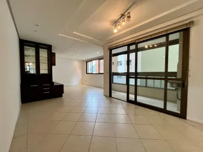 Apartamento com 3 Quartos à venda, 110m² no Centro, Florianópolis