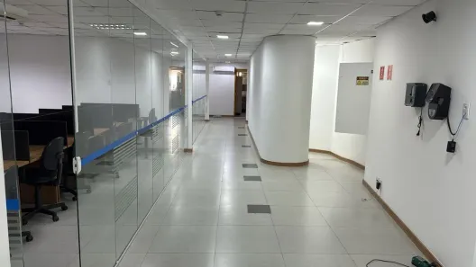 Ponto Comercial para alugar, 925m² no República, São Paulo