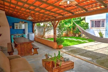 Casa com 3 Quartos à venda, 180m² no Campeche, Florianópolis