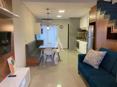 Sobrado com 2 Quartos à venda, 82m² no Bom Retiro, Joinville