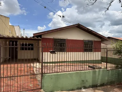 Casa com 3 Quartos à venda, 70m² no Conjunto Habitacional Órion, Londrina