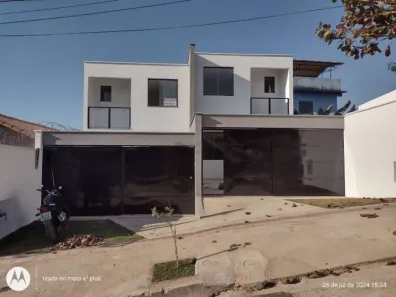 Casa com 2 Quartos à venda, 113m² no Ponte Alta, Betim