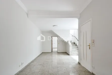 Casa com 4 Quartos para alugar, 250m² no Jardim Paulistano, São Paulo