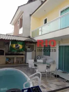 Casa de Condomínio com 3 Quartos à venda, 160m² no Taquara, Rio de Janeiro