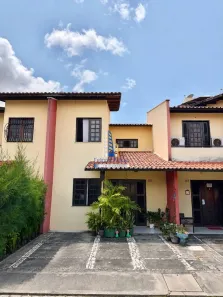 Casa de Condomínio com 3 Quartos à venda, 82m² no Passaré, Fortaleza