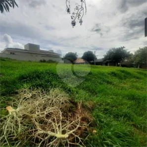 Lote/Terreno à venda, 450m² no Villaggio Capríccio, Louveira