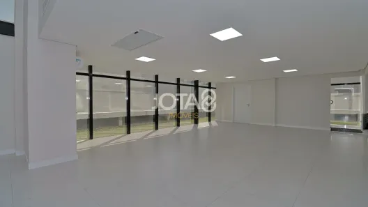 Sala Comercial para alugar, 154m² no Centro Cívico, Curitiba