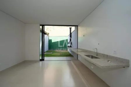 Casa com 2 Quartos à venda, 166m² no Estoril, Belo Horizonte
