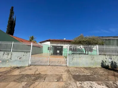 Casa com 3 Quartos à venda, 120m² no Cafezal, Londrina